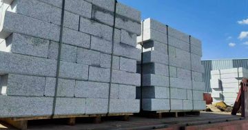 贵阳 路沿石装车出货