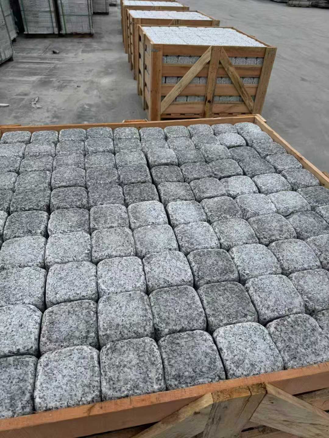 贵阳 园林景观滚石