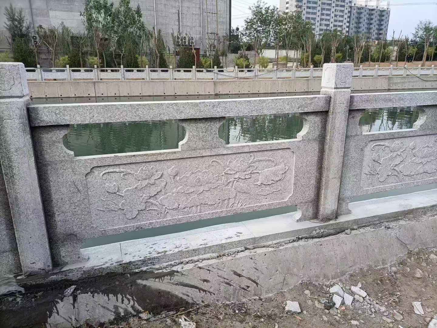 贵阳 芙蓉白大花桥梁、河道，石材栏杆、围栏、护栏