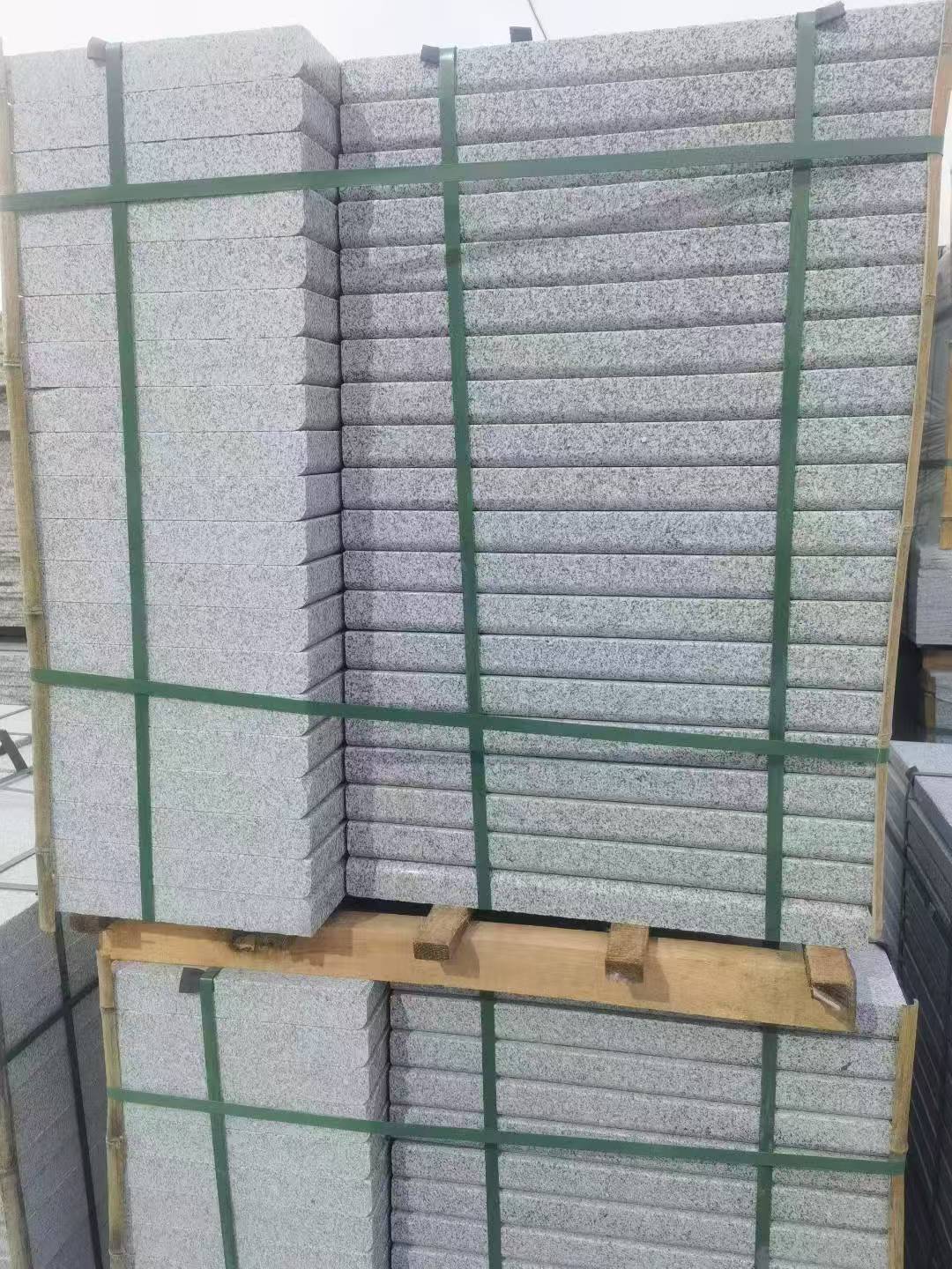 贵阳 5公分芝麻白，倒斜角，室外楼梯踏步